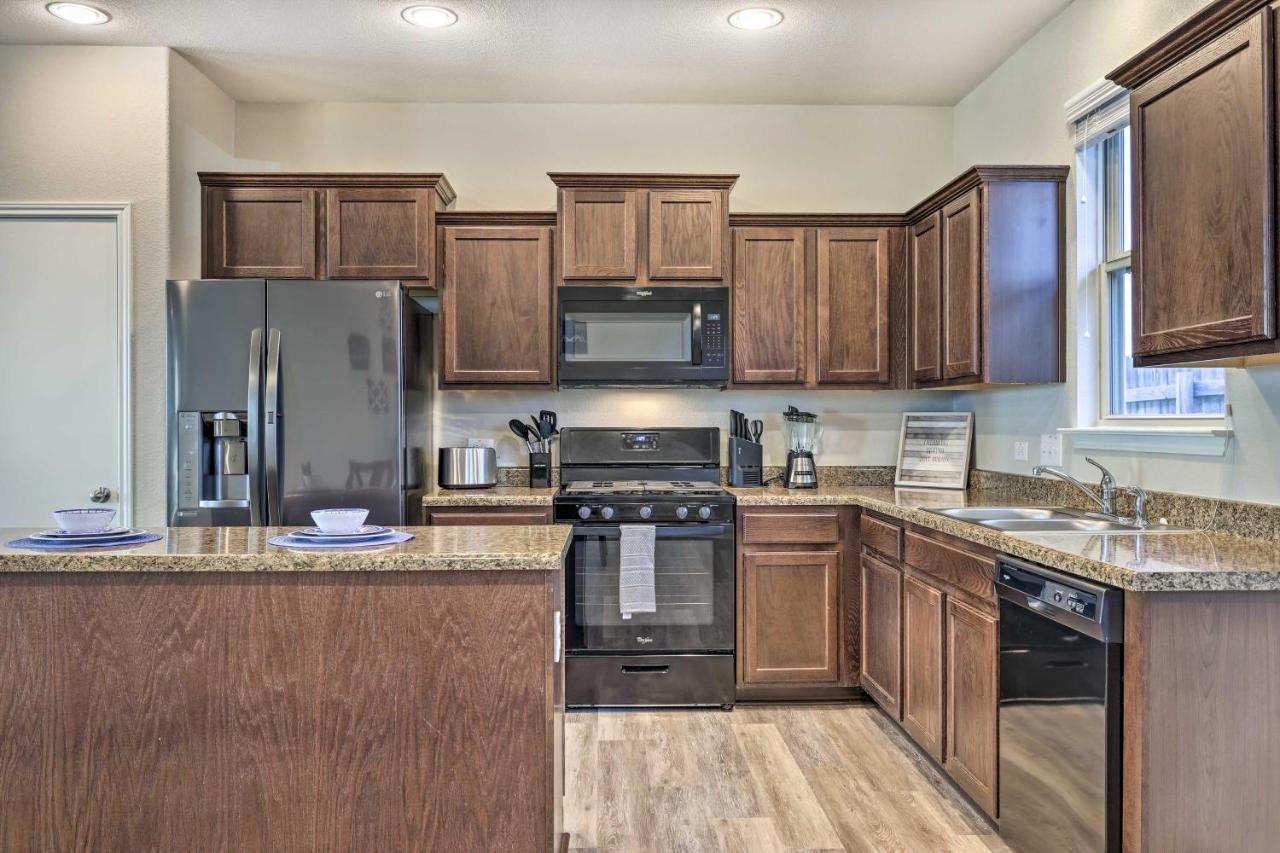 Buda Home With Smart Tv About 19 Mi To Downtown Austin Exterior photo