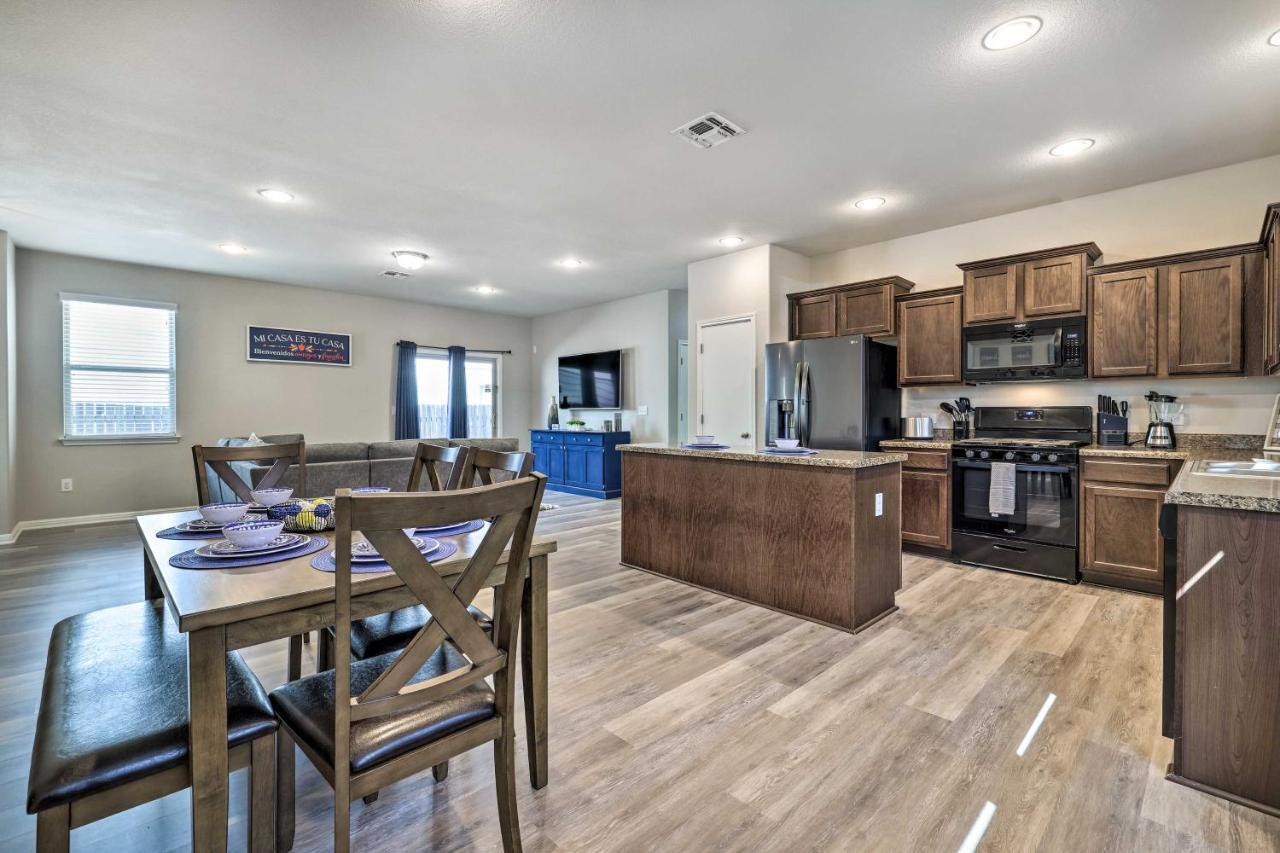 Buda Home With Smart Tv About 19 Mi To Downtown Austin Exterior photo