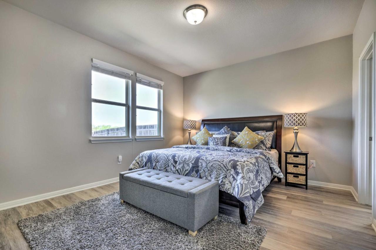 Buda Home With Smart Tv About 19 Mi To Downtown Austin Exterior photo